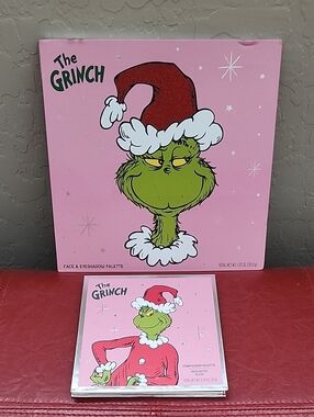 The Grinch Pink & Green Eyeshadow Palette - The Grinch